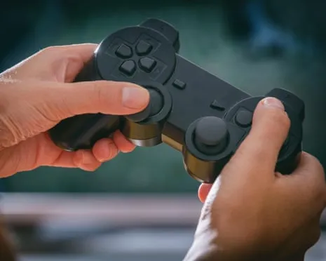 What Makes Some Gamers Invert Their Controls? Scientists Reveal Answers, And They Are Different From You Think
