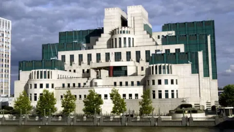 The UK's Secret Intelligence Service Launches Dark Web Platform to Attract Intelligence Sources in Russia